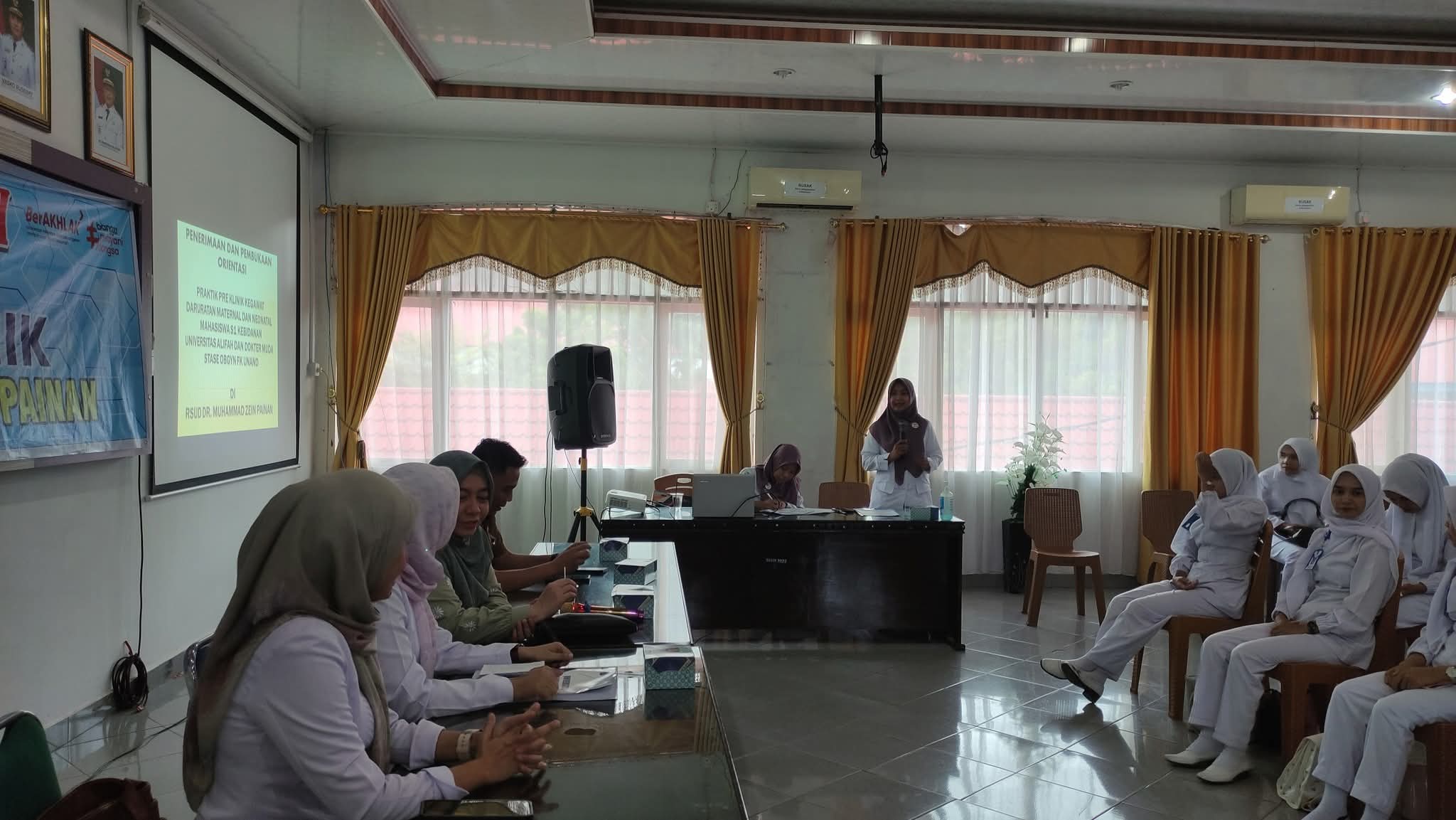 RSUD Dr. Muhammad Zein Painan Terima Mahasiswa Praktik Pre Klinik Kegawatdaruratan Maternal dan Neon
