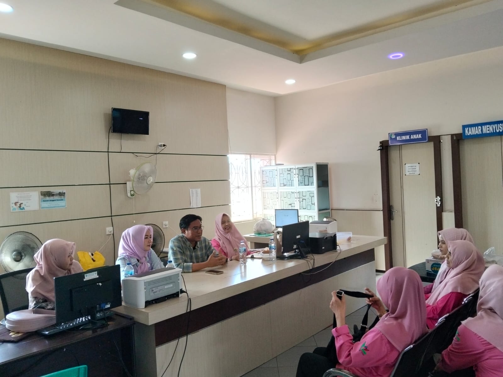 Rapat Berkala Poliklinik Dorong Peningkatan Pelayanan Service Excellent