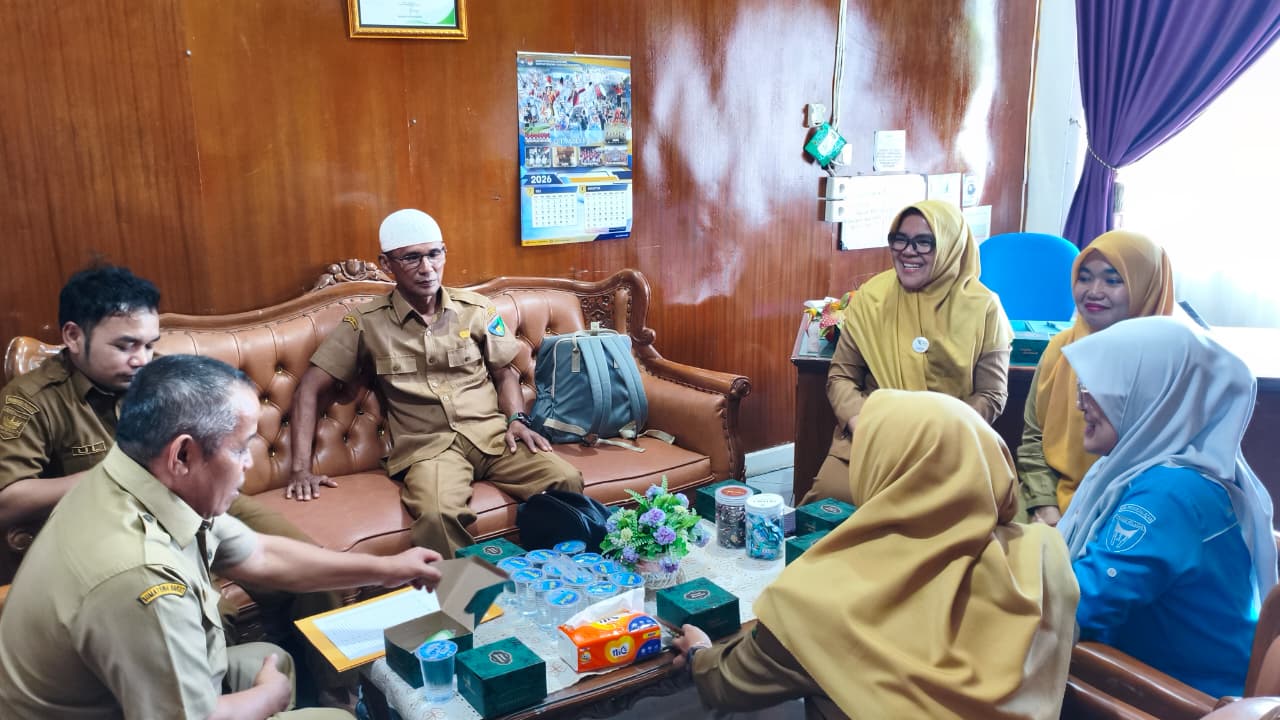 Pengawasan dan Penilaian Kearsipan oleh Tim Dinas Perpustakaan dan Kearsipan