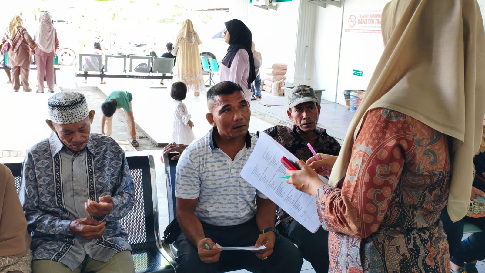 Survei Kepuasan Masyarakat RSUD Dr. M. Zein Painan Masih Berlangsung