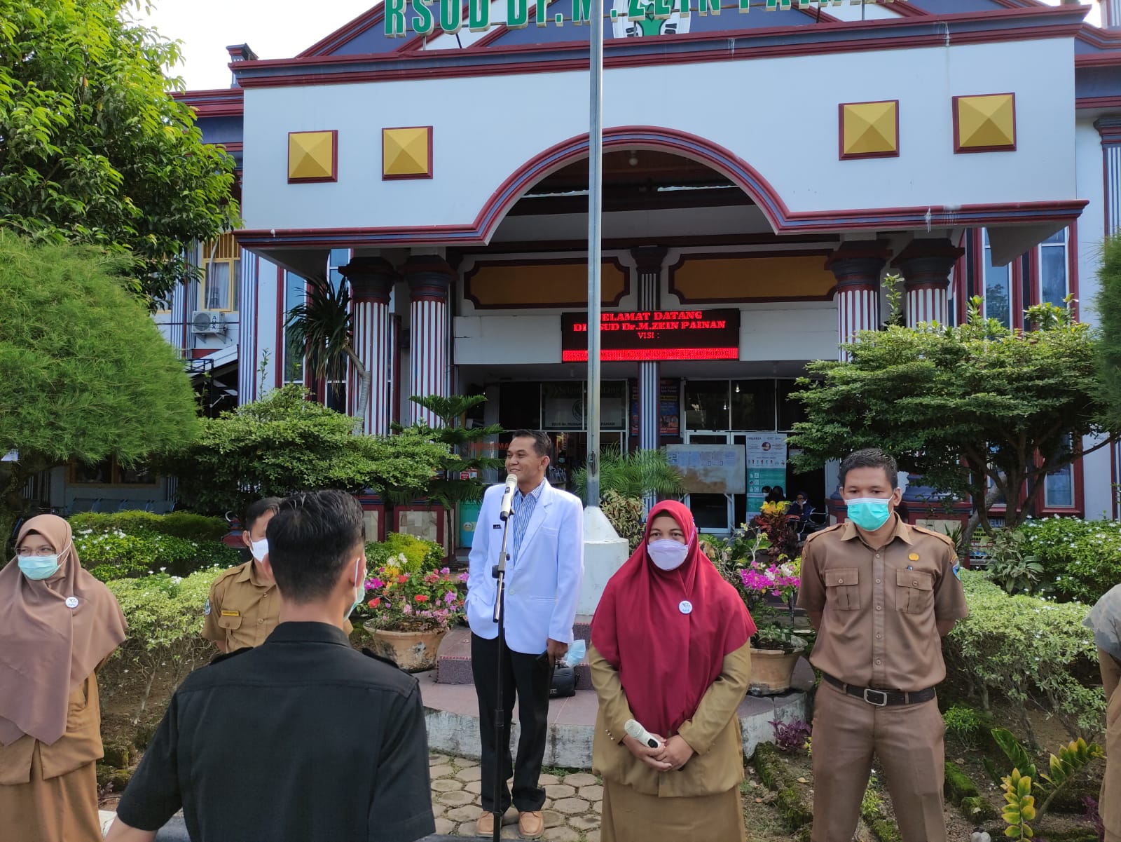 Sambutan Pertama Direktur RSUD di Apel Pagi