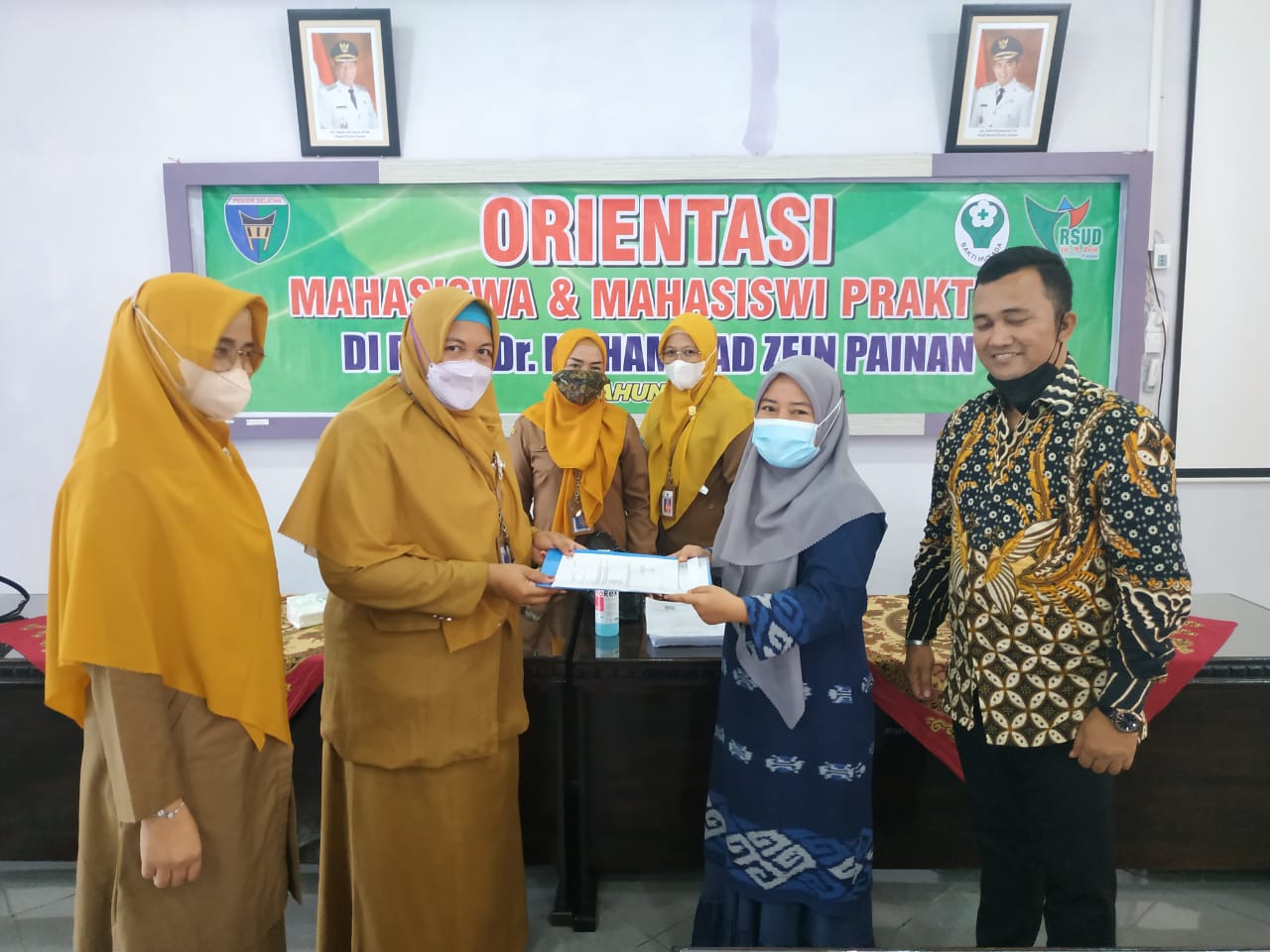 Penerimaan dan Orientasi Dokter Muda Unand Dan Mahasiswa Upertis Padang yang akan Praktek di Rumah S