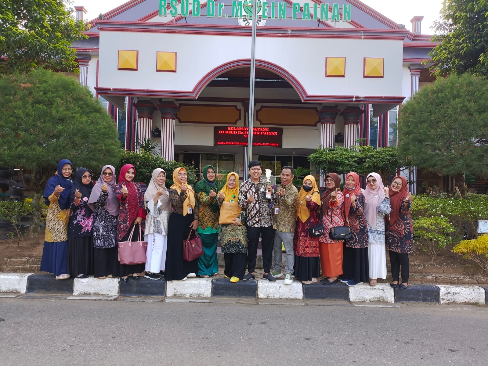 Selamat, RSUD Painan Sabet Juara 3 Lomba Paduan Suara Tingkat OPD se-Kabupaten Pessel