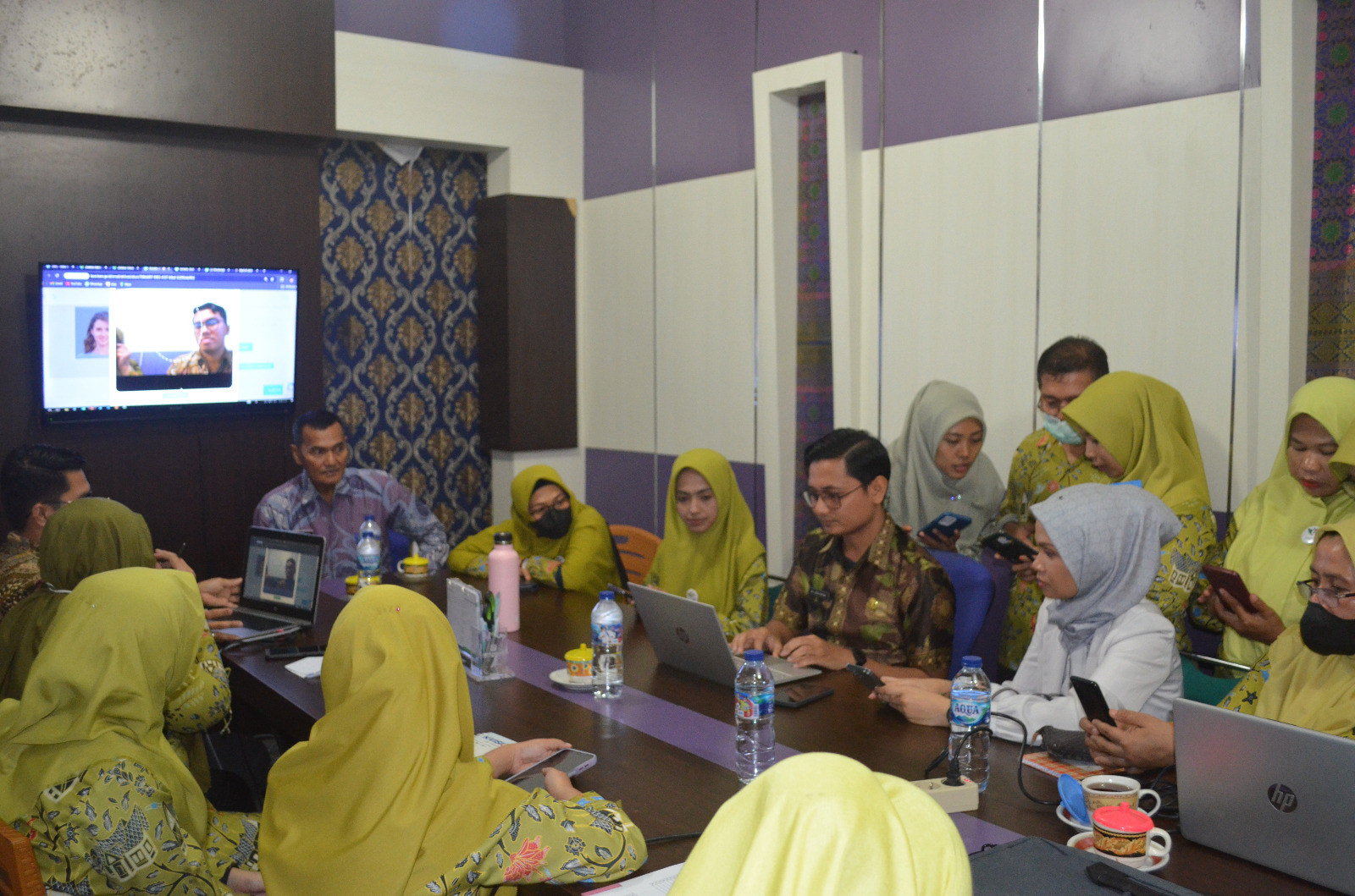 Tenaga Kesehatan RSUD Painan Laksanakan Rekam Tanda Tangan Elektronik Bersama Kominfo Pessel