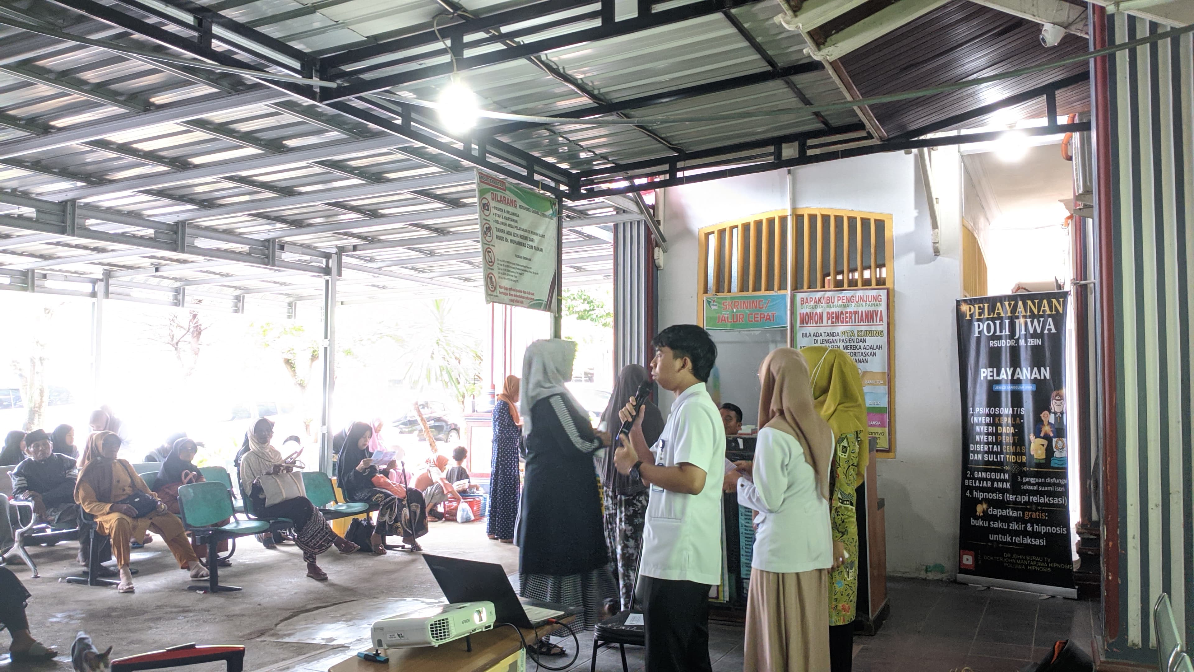 Penyuluhan Dagusibu oleh Mahasiswa Apoteker Universitas Perintis Indonesia