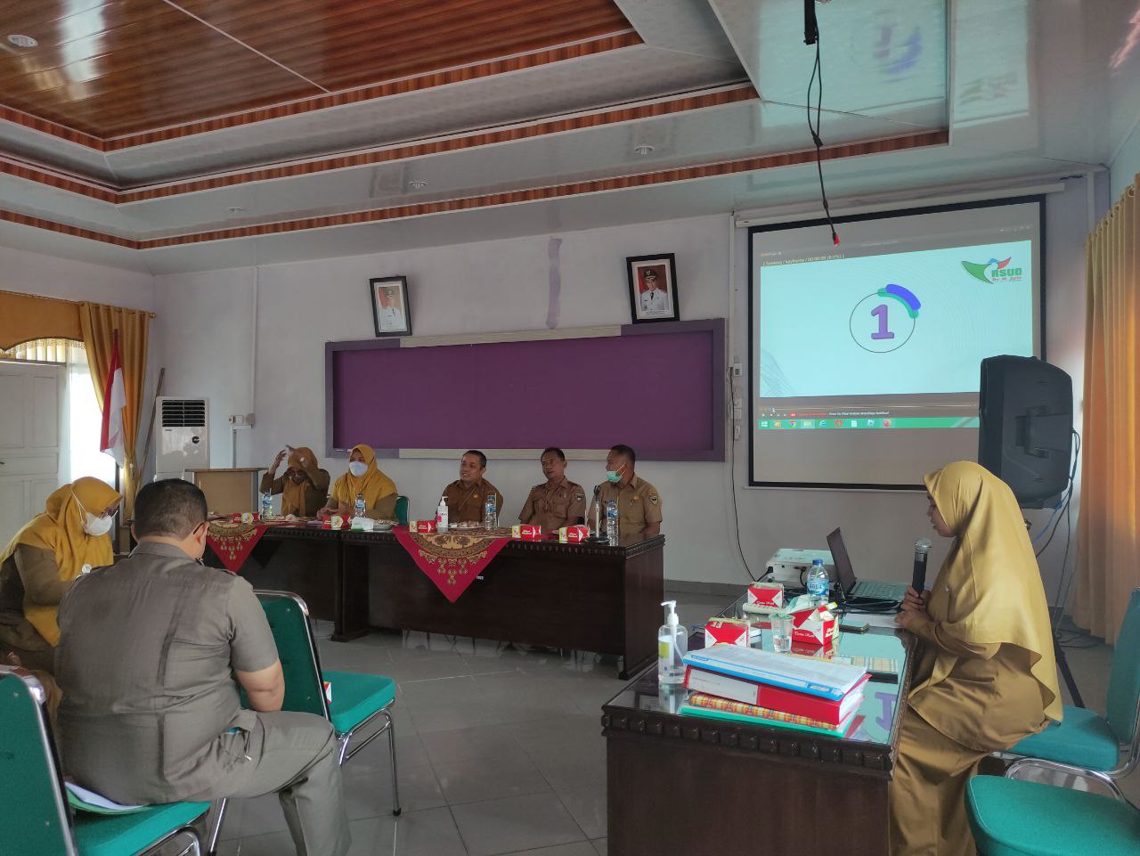 Penilaian Kearsipan di RSUD Painan oleh Dinas Kearsipan dan Perpustakaan Kabupaten Pessel