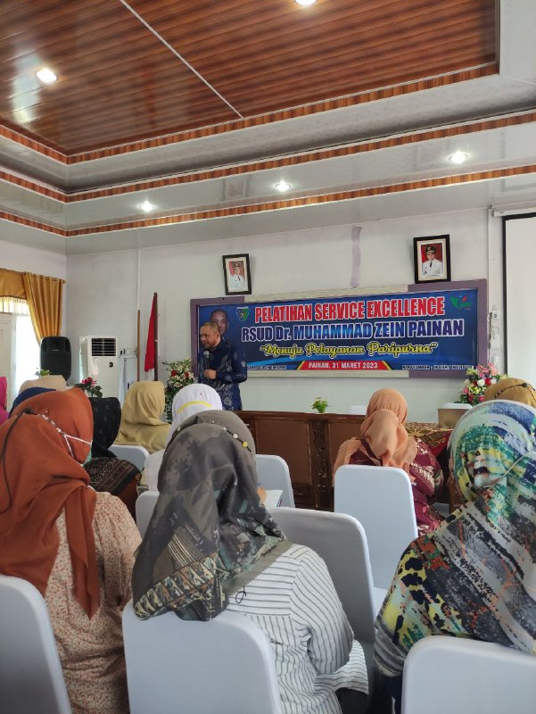 Pelatihan Service Excellent Bagi Manajemen, Perawat dan Petugas Pendaftaran