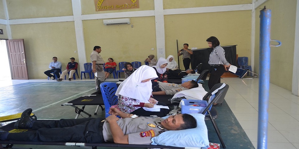 DONOR DARAH HARI BHAYANGKARA KE - 73