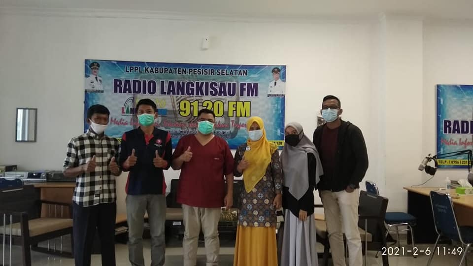 Bincang-Bincang Pelayanan Rehab Medik di Radio Langkisau FM