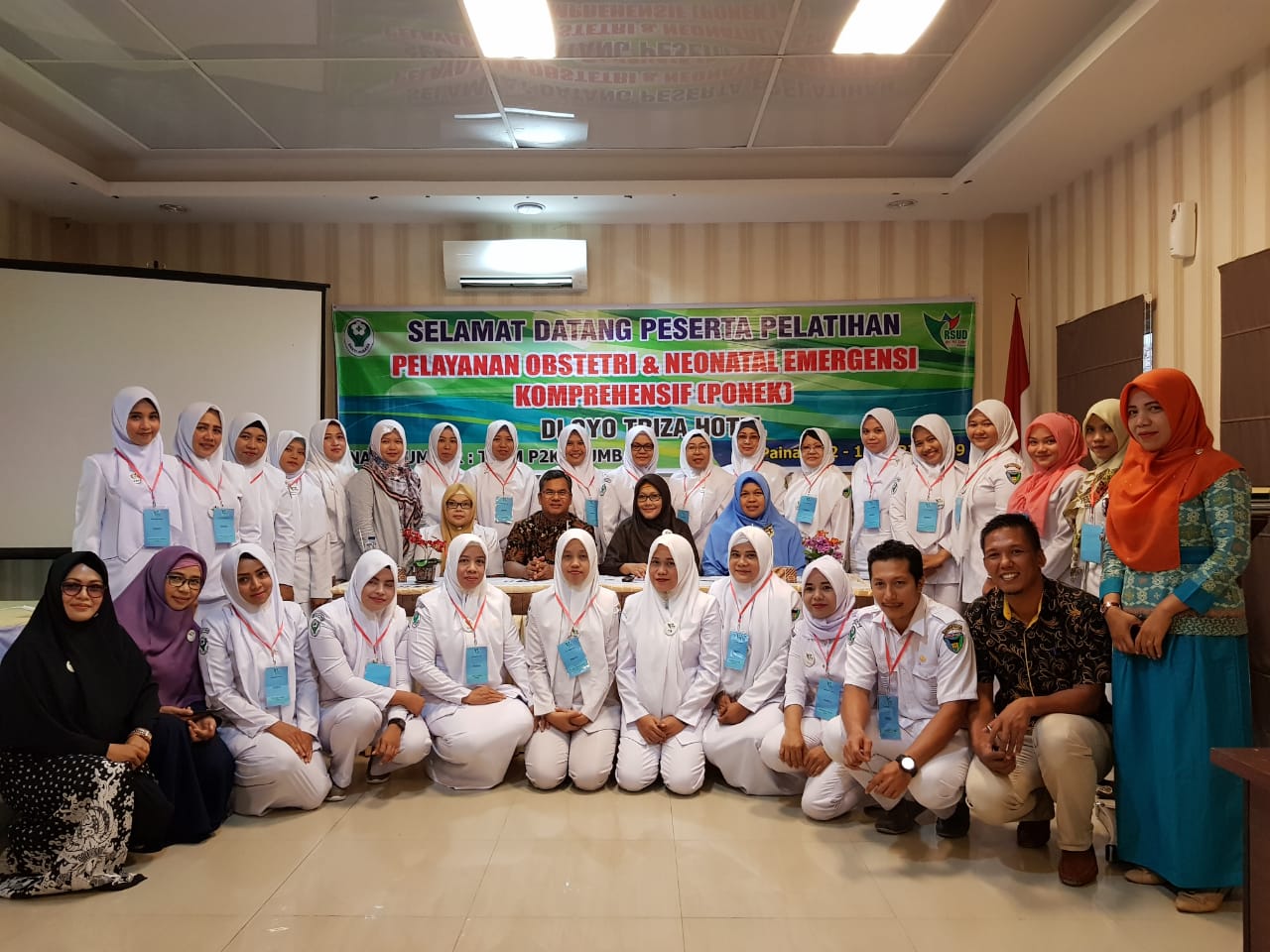 Pelatihan Pelayanan Obstetri Neonatal Emergency Komprehensif (PONEK)