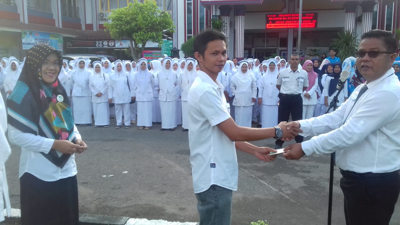 Penyerahan Simbolis Kartu BPJS Ketenagakerjaan